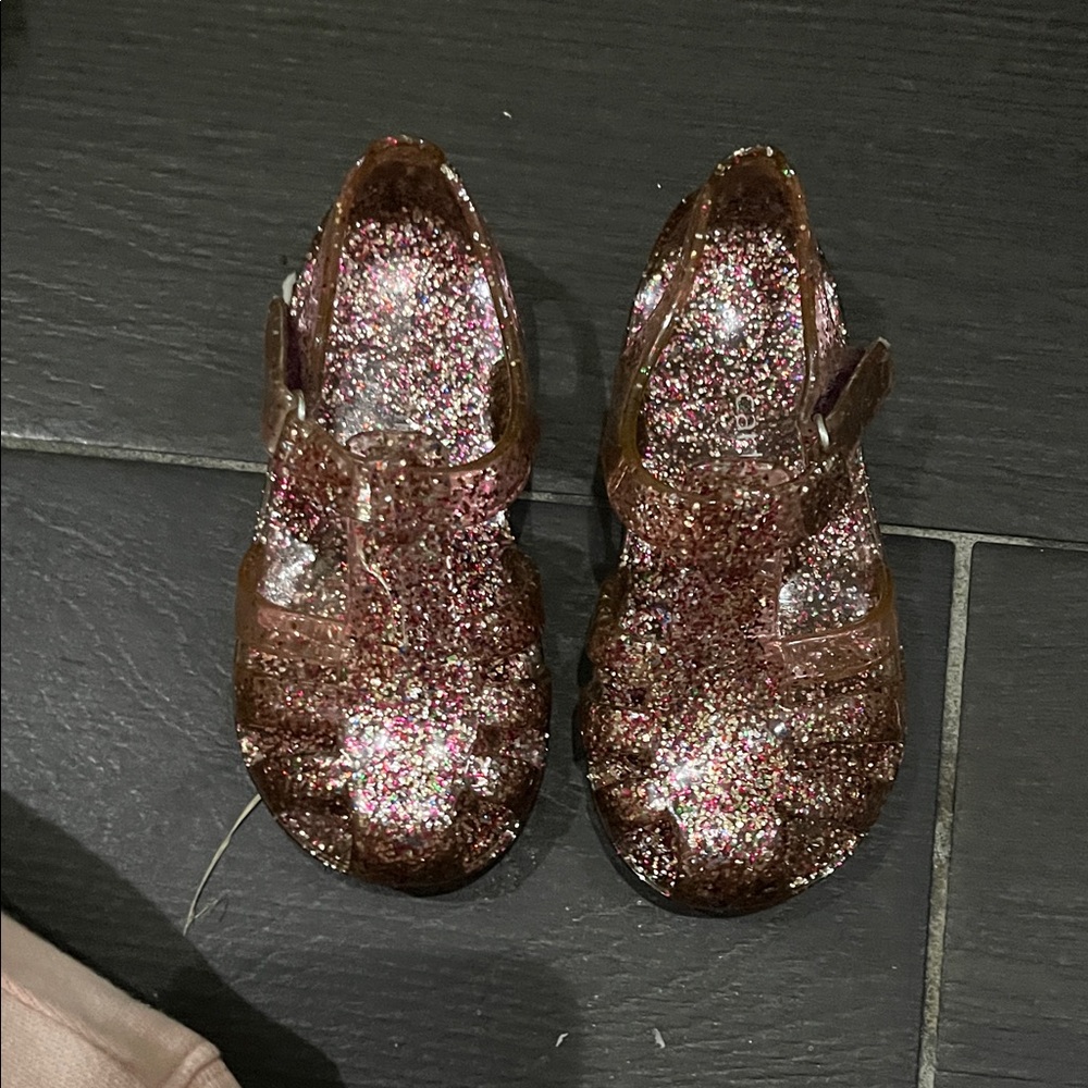 Carter's Glittery Pink Kids Sandals. Toddler size 6